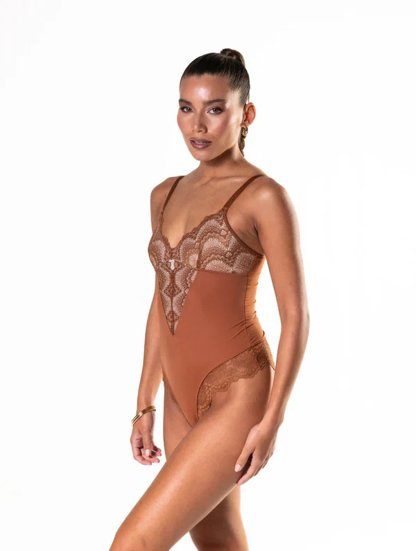 Half-Lace Detail Shapewear - Image 6