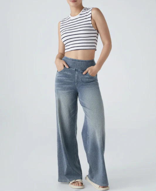 High Waist Wide-Leg Jeans - Image 8