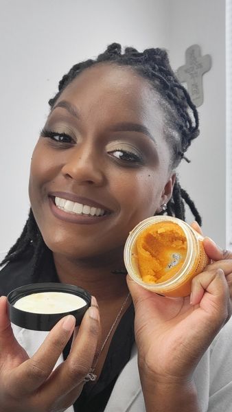 Turmeric Dark Spot Assasin Scrub - Image 4