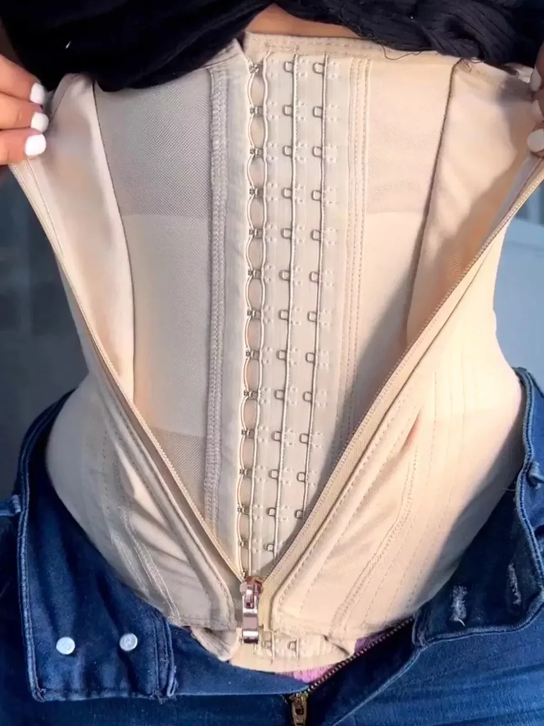 Zip & Breasted Body Shaper Tank Top - Image 4